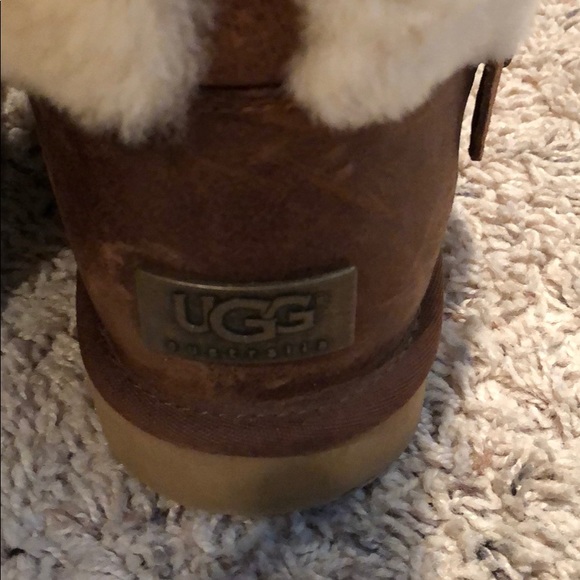 UGG tan women’s fur lined boots - final sale - Picture 4 of 13